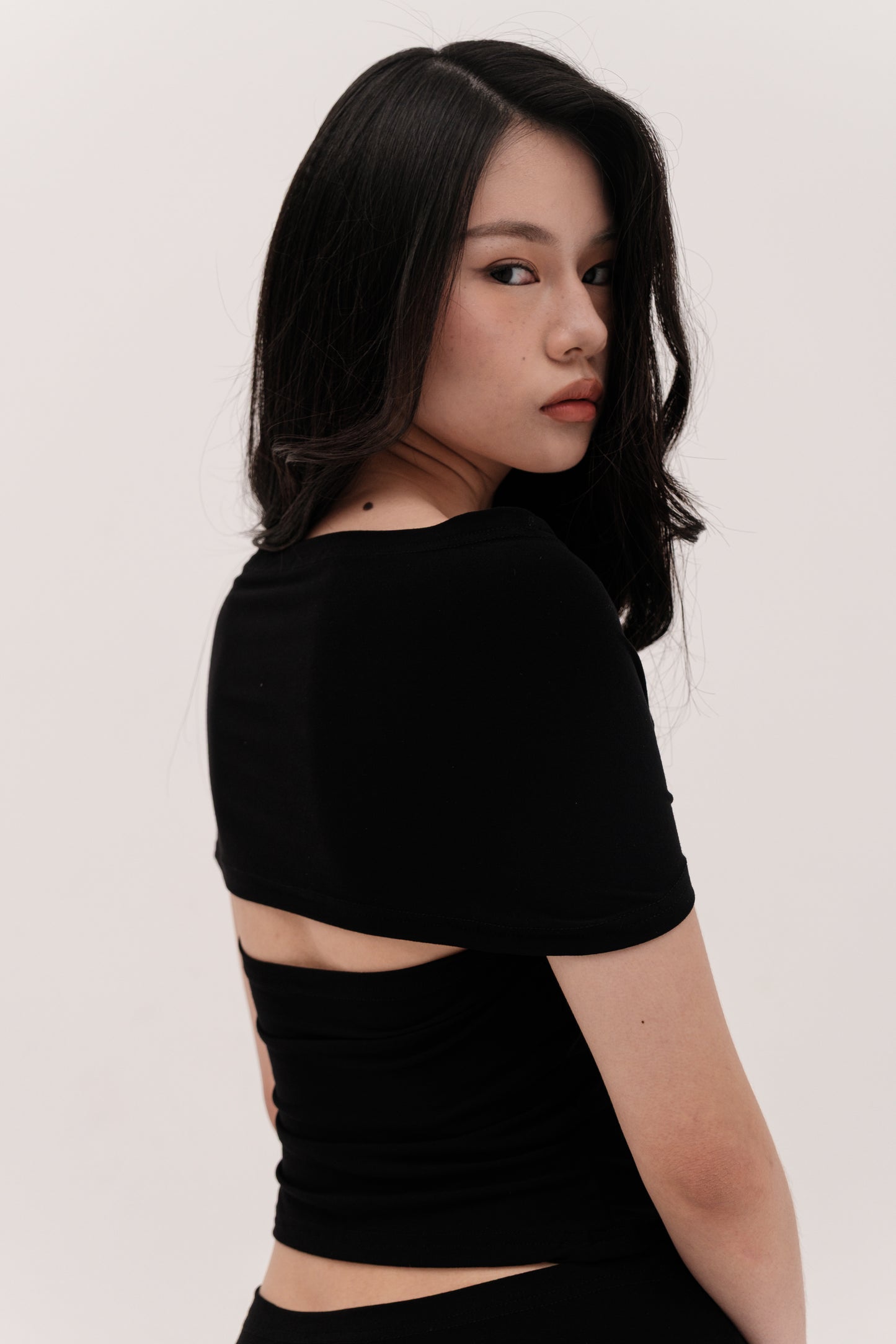 SORA CUTOUT TOP, BLACK