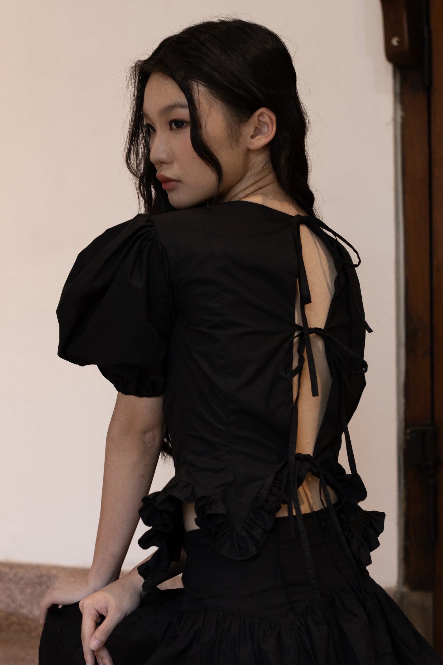 KONI TOP, BLACK