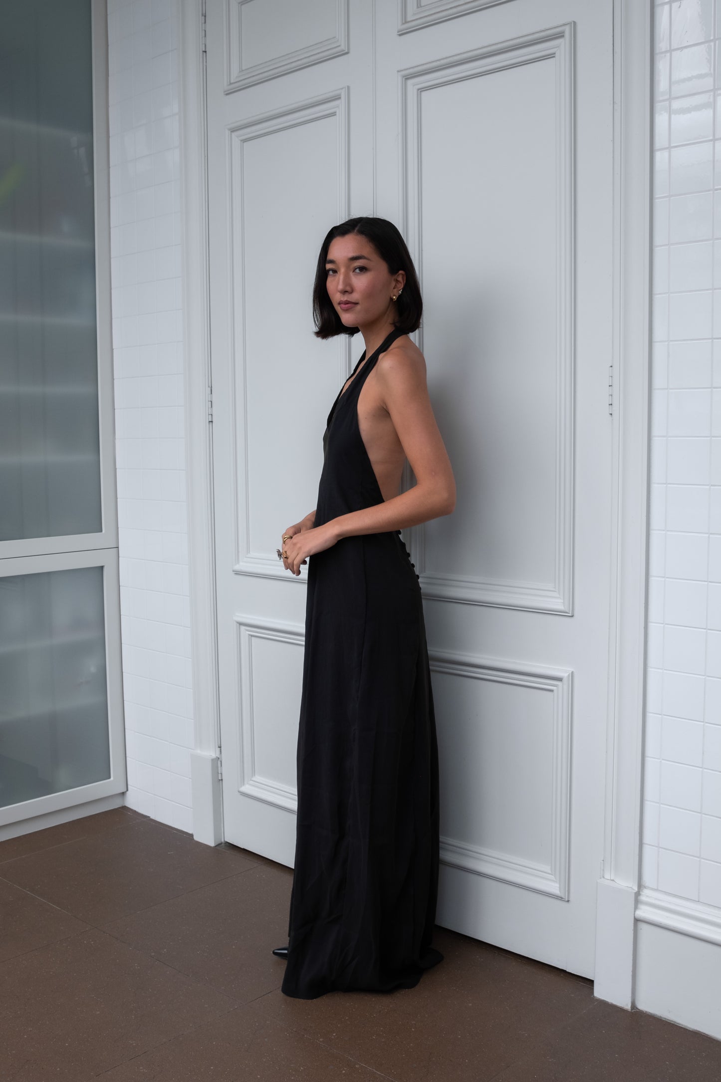 LANA LOW CUT DRESS, BLACK