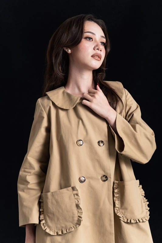 THE TRENCH COAT, SAND