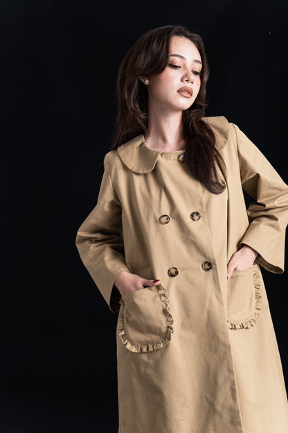 THE TRENCH COAT, SAND