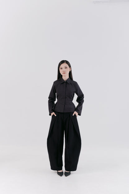 BOA CINCHED SHIRT, BLACK