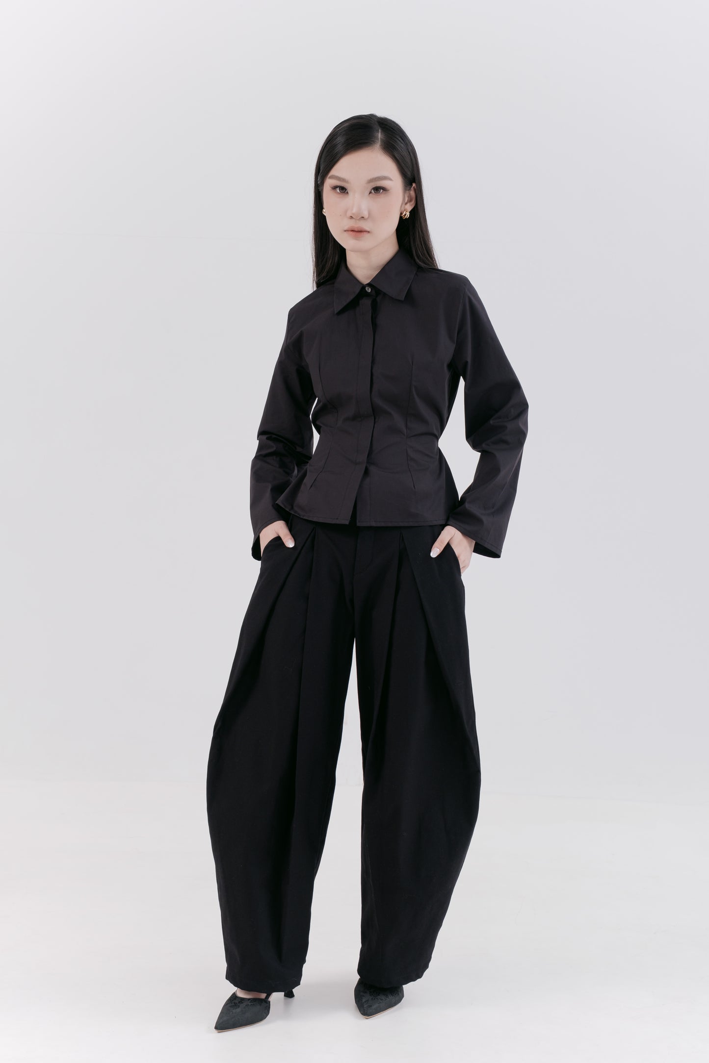 BOA BARREL PANTS, BLACK