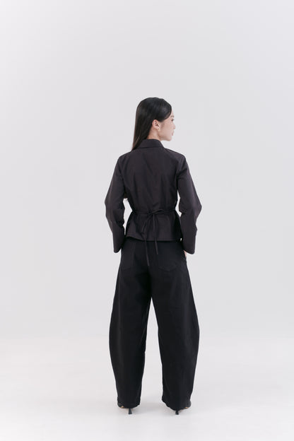 BOA CINCHED SHIRT, BLACK