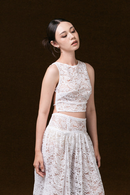 32 / Soma Top / White, Lace