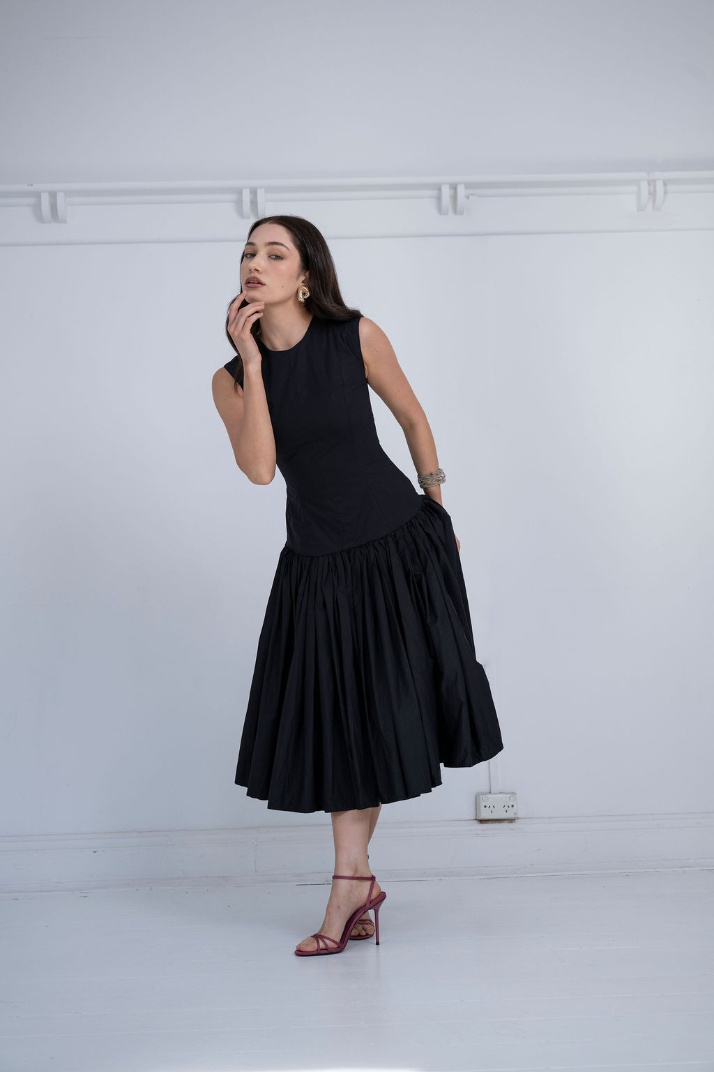 THE BLACK DRESS