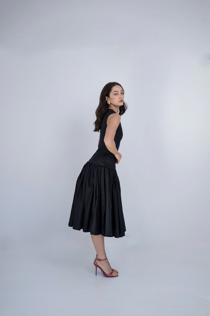 THE BLACK DRESS