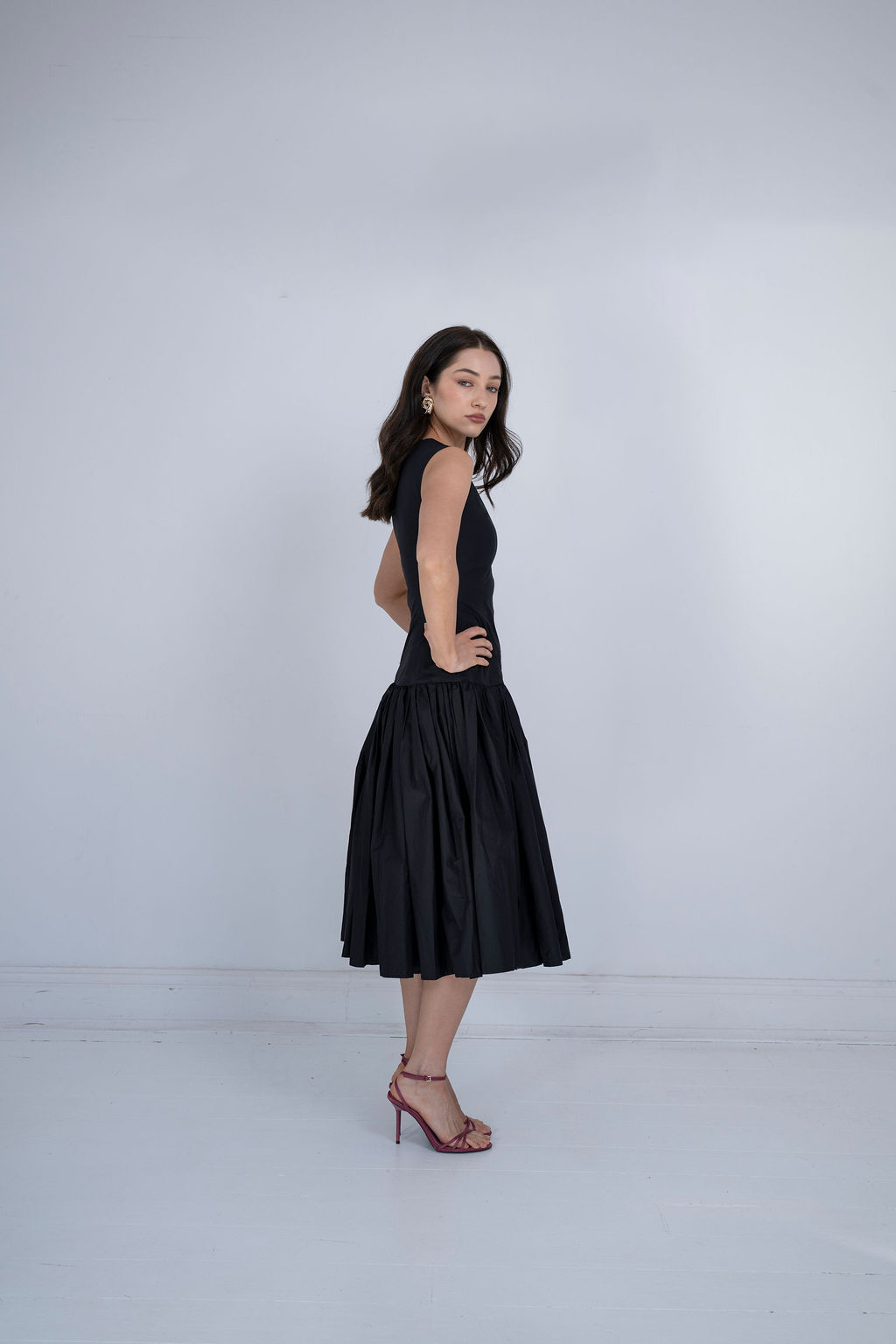 THE BLACK DRESS