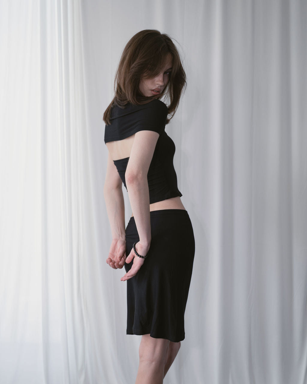 SORA CUTOUT TOP, BLACK