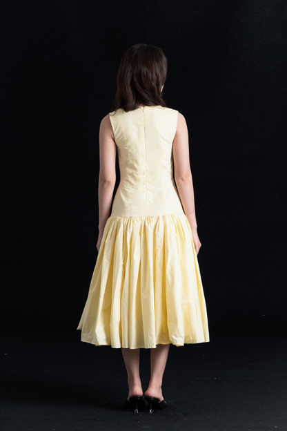 THE YELLOW DRESS, BUTTER